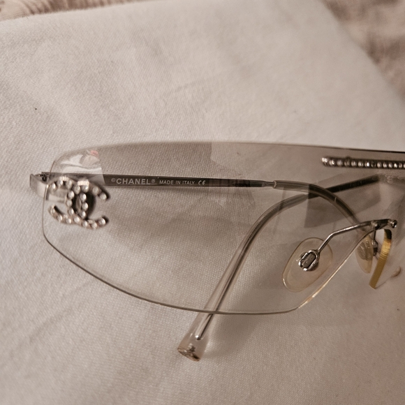 CHANEL Silver-Toned Sunglasses - Picture 8 of 15